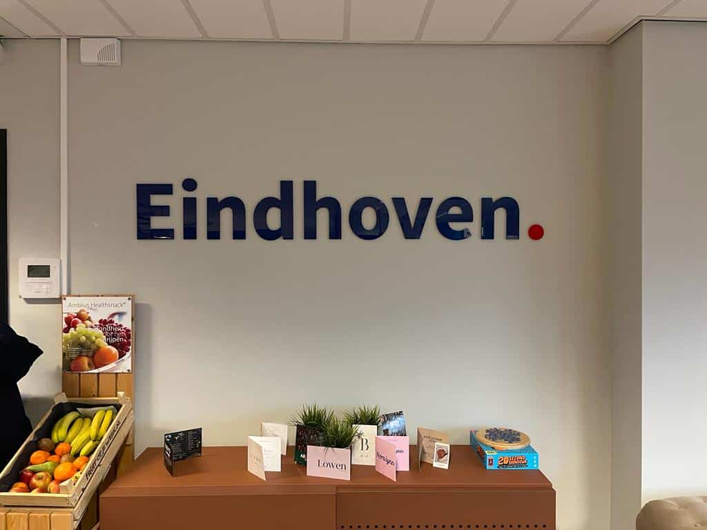 NIC Eindhoven wandletters